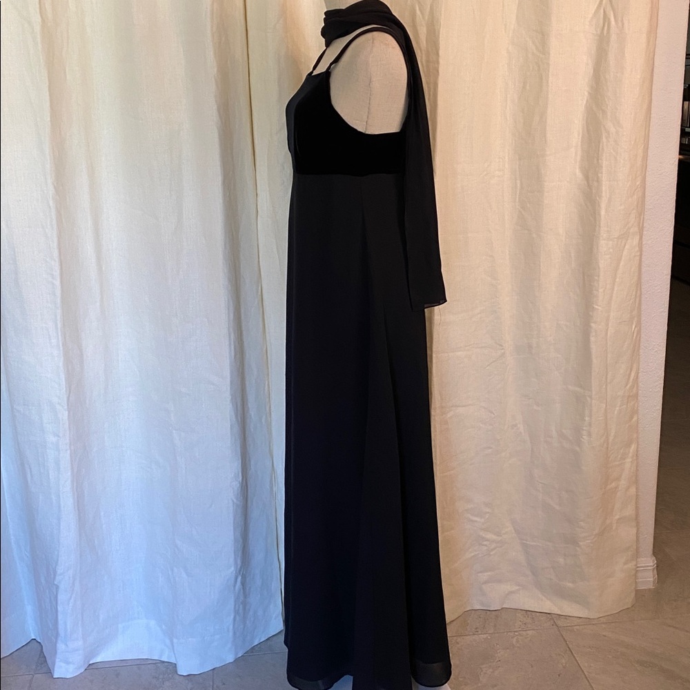 Night Way Collections Dress Gown - Picture 6 of 9